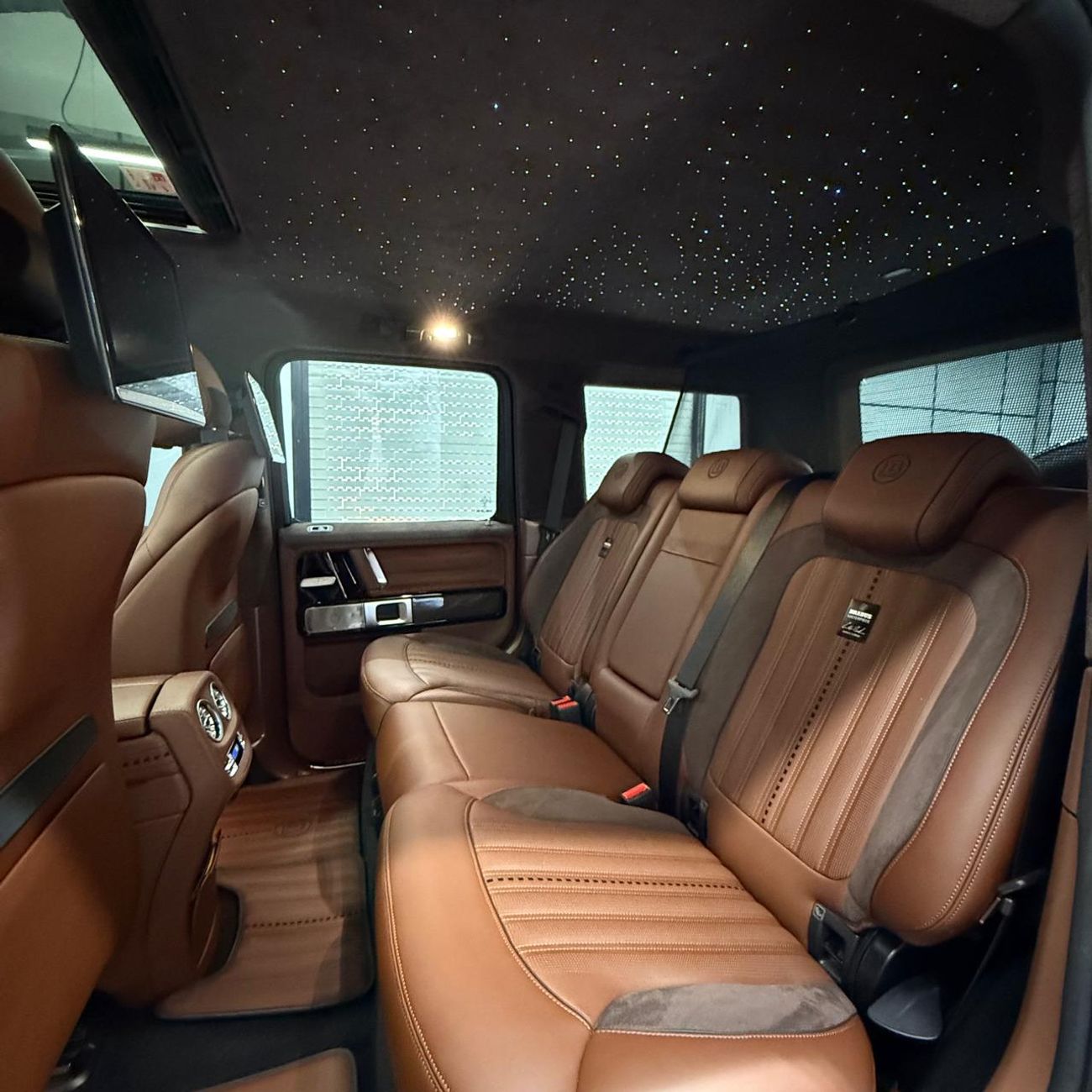 برابوس 700 - مرسيدس AMG G 63 | Full Brabus Conversion | High-Performance Luxury SUV