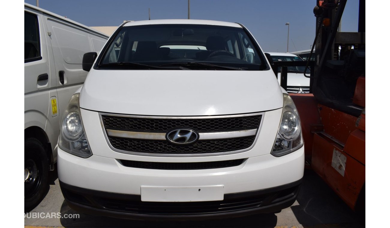 هيونداي H-1 Hyundai H1 bus 9 seater,Model:2012