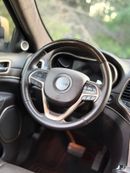 جيب جراند شيروكي Summit 5.7L (350 HP)