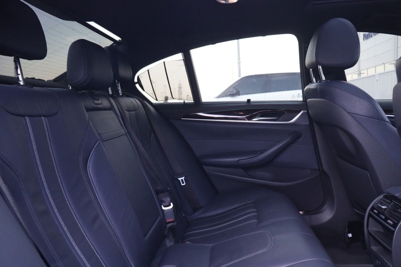 BMW 530i