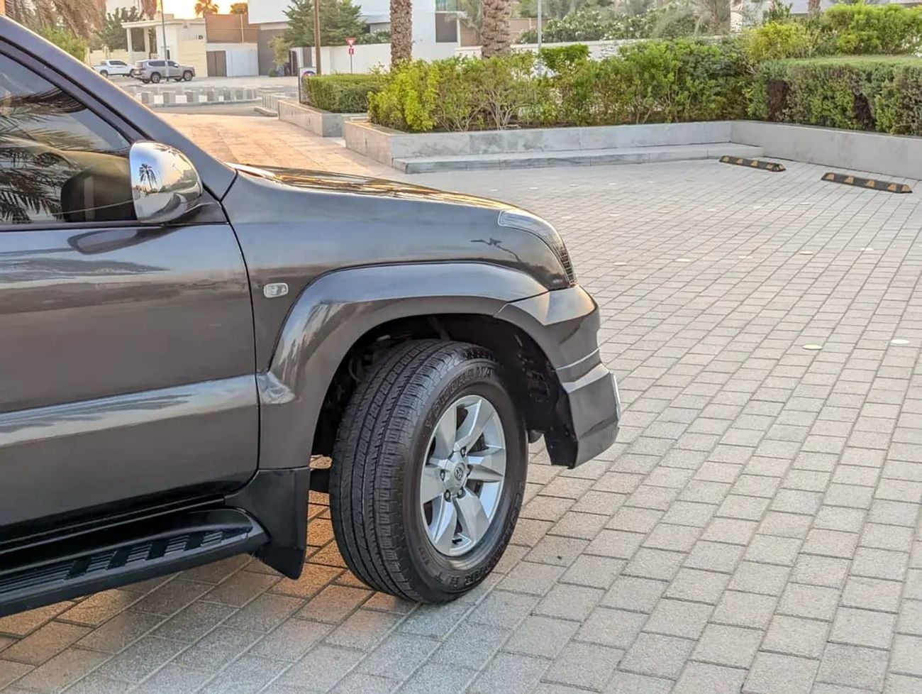 تويوتا برادو GX V4 2.7L | GCC Specs | Reliable SUV