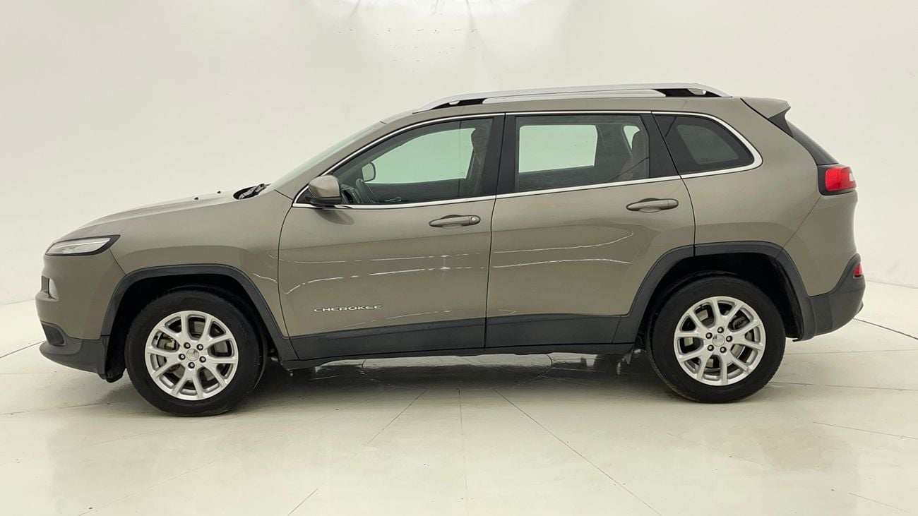 جيب شيروكي LONGITUDE 2.4 | بدون دفعة مقدمة | اختبار القيادة في المنزل