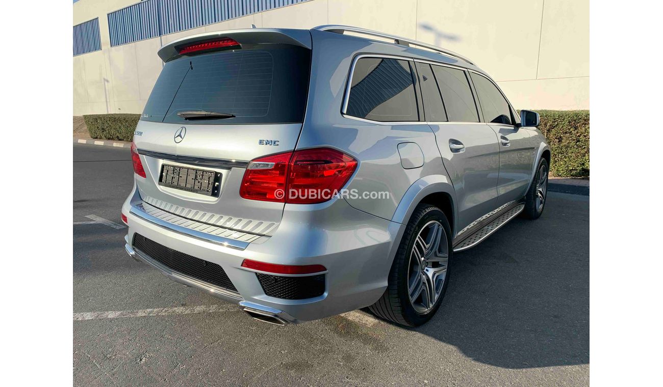 Mercedes-Benz GL 500 V8 GCC.