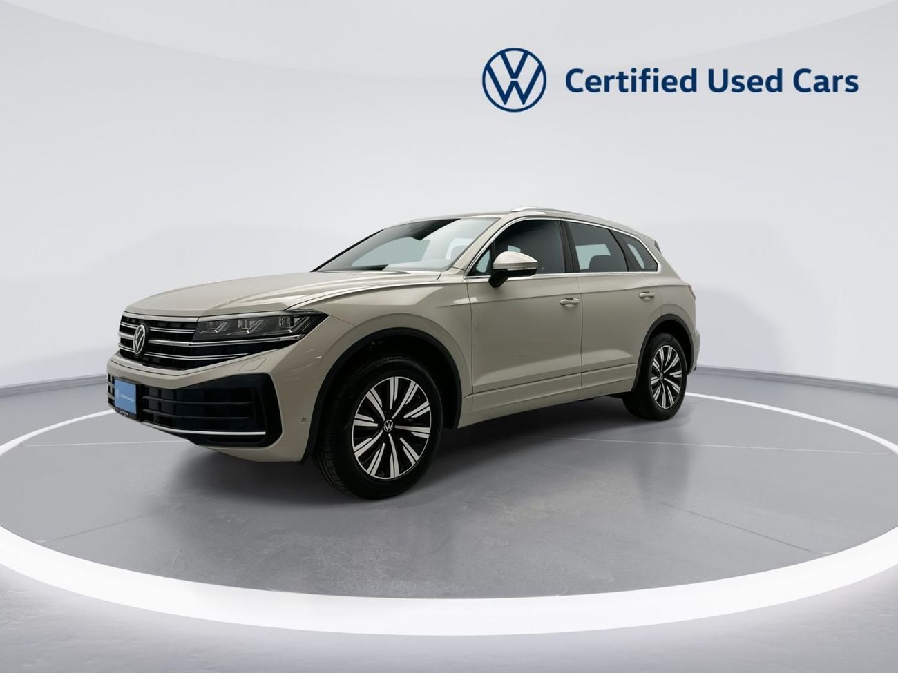 Volkswagen Touareg Touareg Elegance - Tirano (Ref#00479) - 39,100 AED SAVINGS from New Car