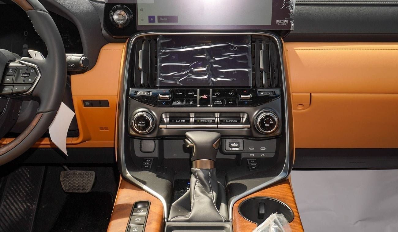 Lexus LX600 SIGNATURE 3.5L V6