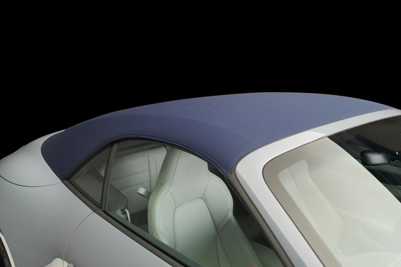 Porsche 911 Carrera 4GTS 3.0L (450 HP) Convertible