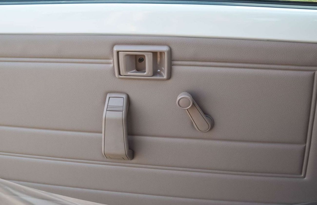 Toyota Land Cruiser 70 LC78 Hardtop 3 Doors Long , M/T , 4.0L Petrol V6 Two Tank 2025 Model