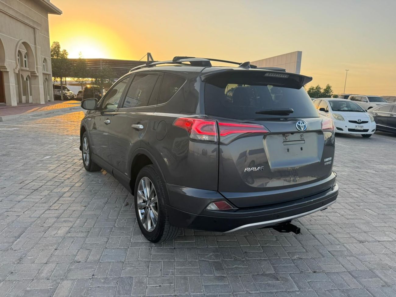 Toyota RAV4 Toyota Rav4 2017 hybrid limited