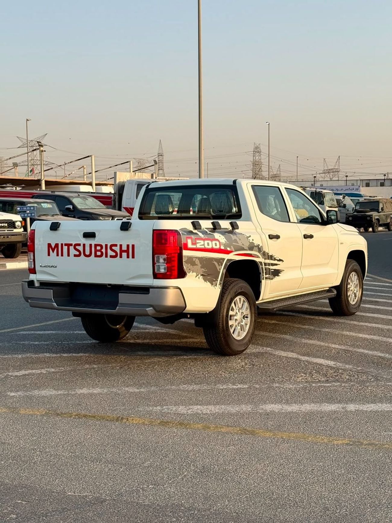 Mitsubishi L200 Mitsubishi L200 M-Line 2.4L DC MT