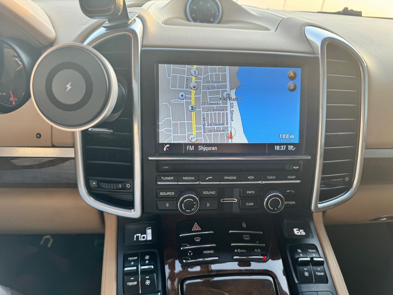 Porsche Cayenne GCC 2013 / 148000 km