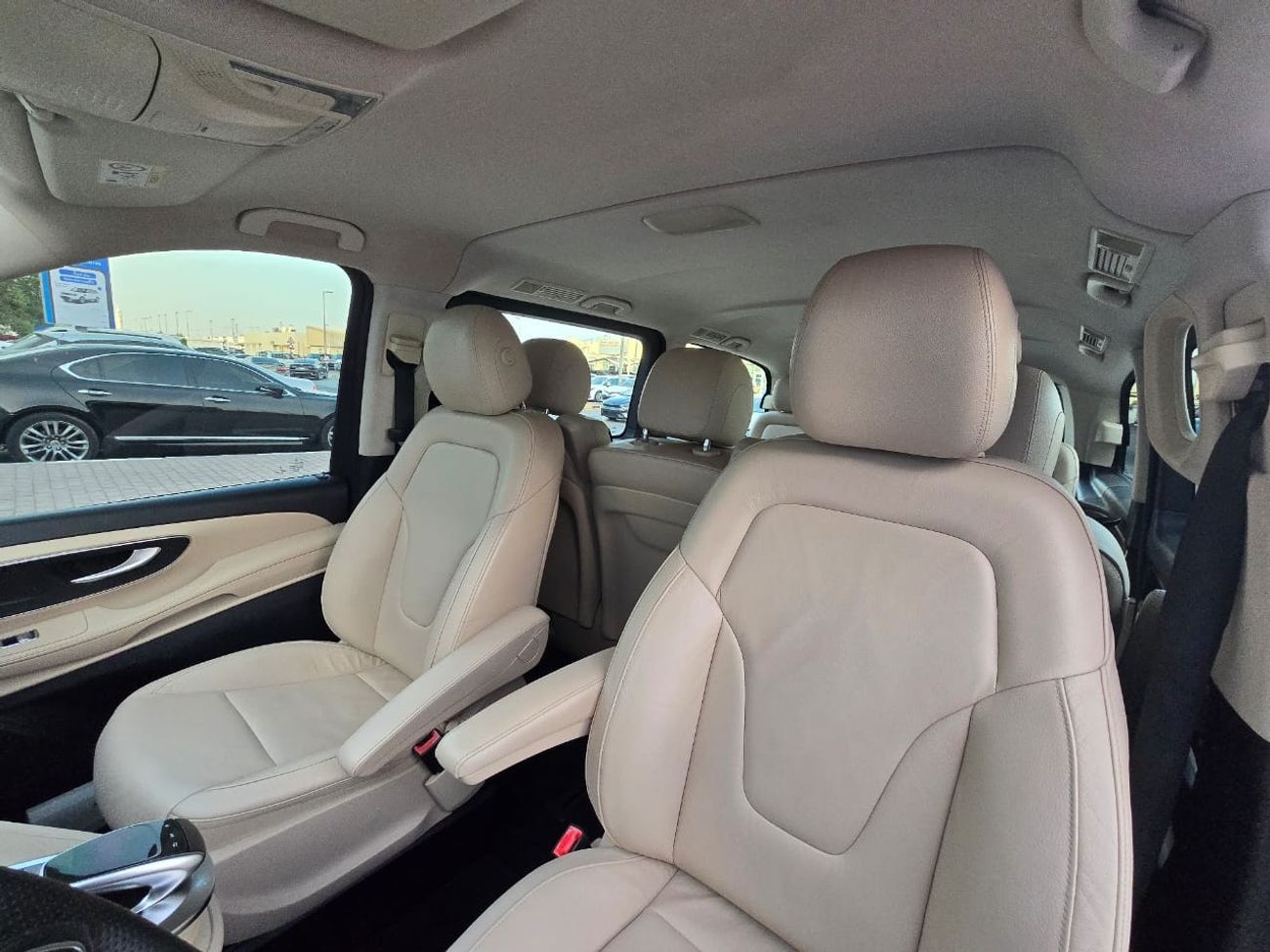 مرسيدس بنز V 250 اكسكلوسيف