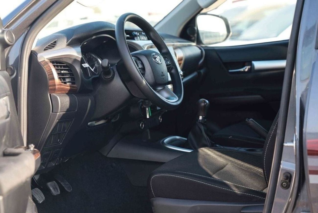 Toyota Hilux 2023 Toyota Hilux 4x4 DC 2.4 HI SR5 - Grey Mettalic inside Black | Export Only