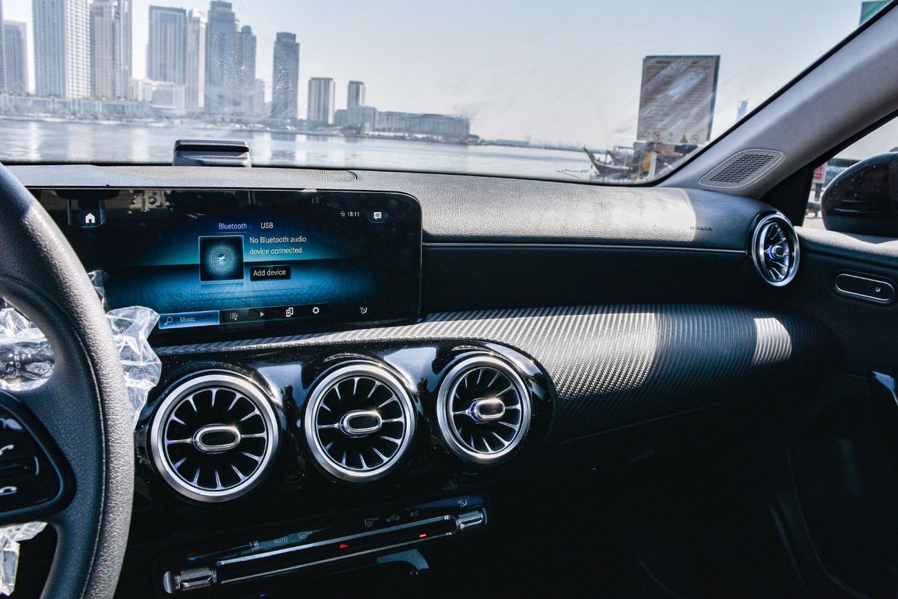 مرسيدس بنز A 220