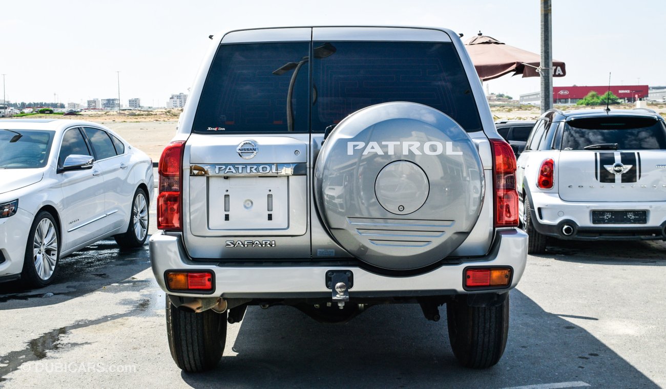 Nissan Patrol Safari