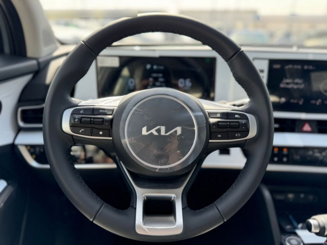 Kia Sportage KIA SPORTAGE (GCC) 1.6T - WHITE PEARL COLOR (2025 MODEL)