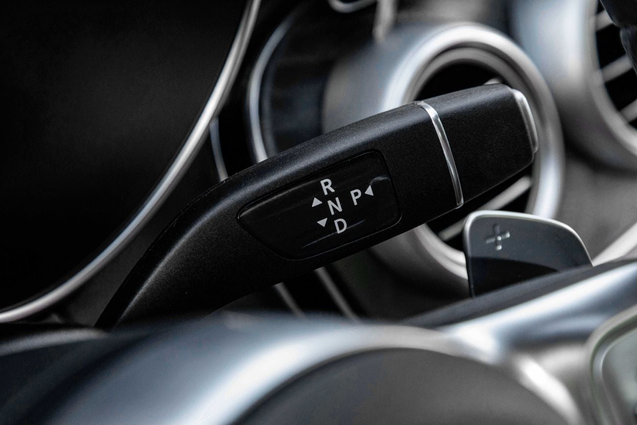 مرسيدس بنز C 200 C200 AMG Coupe | 3,036 P.M | 0% Downpayment | LOW KMS!