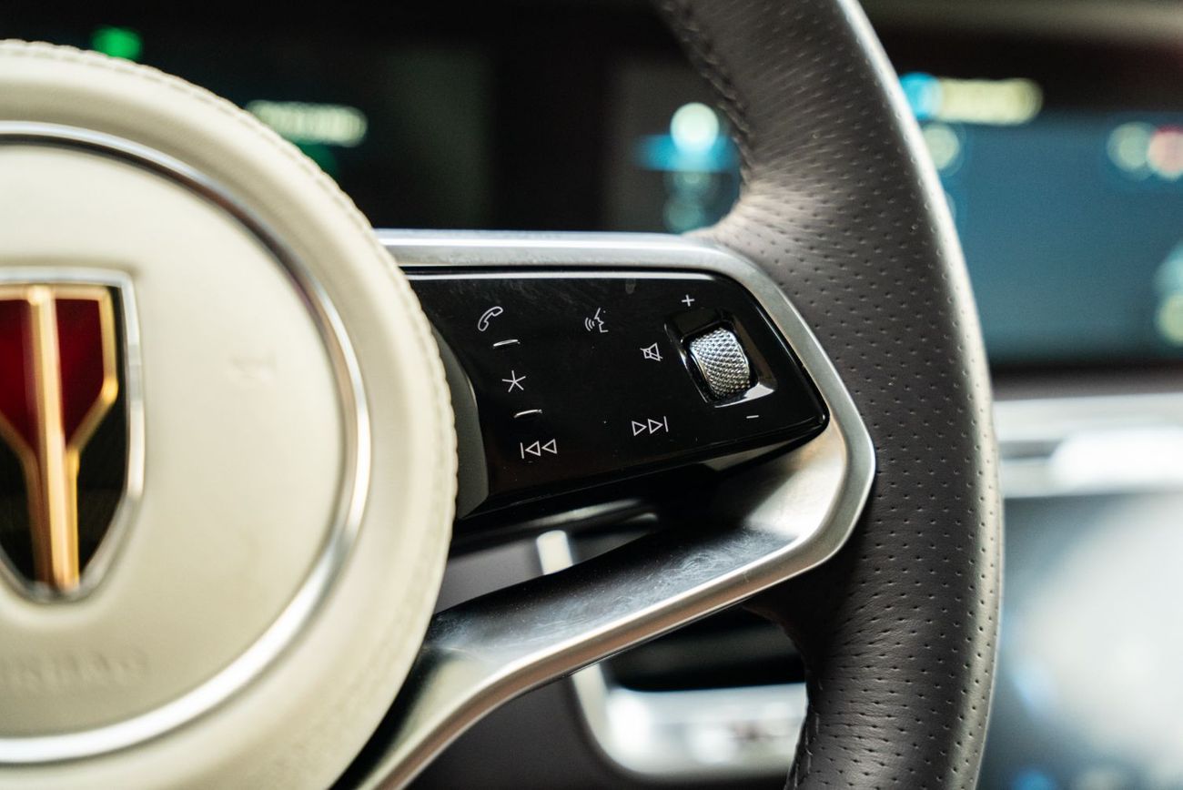 هونغشي EHS9 Deluxe 2022 Agency Warranty Full Service History GCC