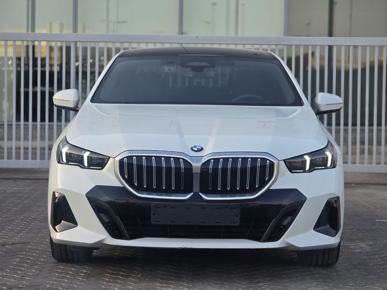 BMW 520i BMW 520i 2025 korean//BODY KIT M POWER // ORGINAL PAINT // ACCIDENT FREE // PERFECT CONDITION