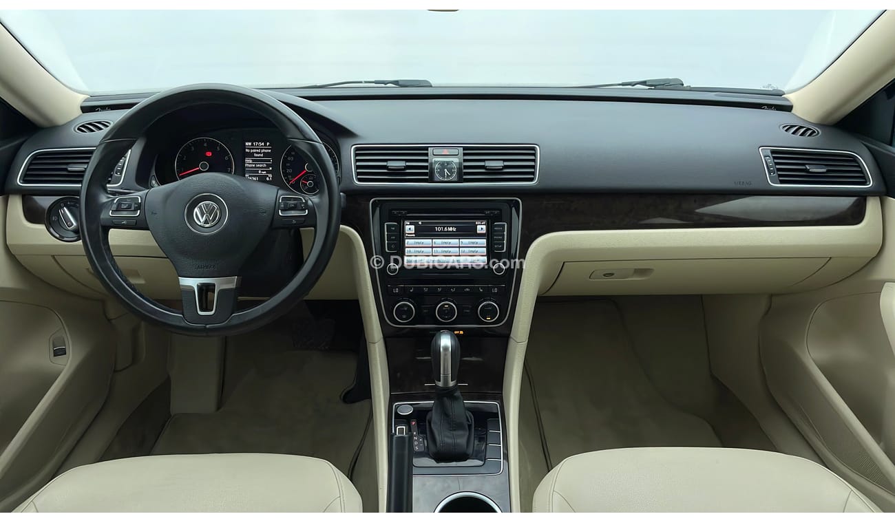 فولكس واجن باسات R LINE 2.5 | +مع الضمان | كمان تم فحص ١٥٠