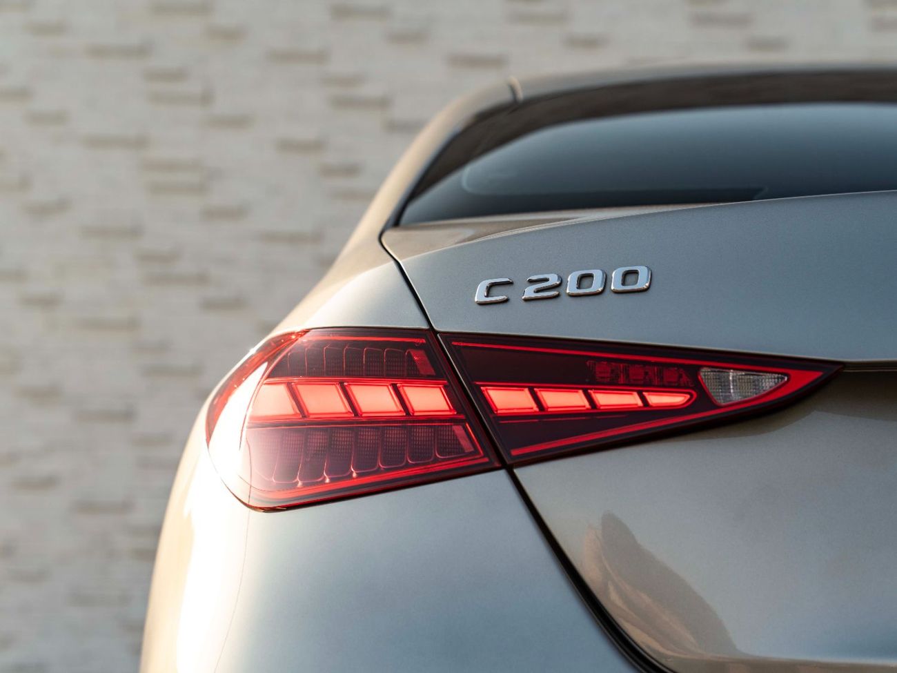 Mercedes-Benz C 200 Premium 2.0L