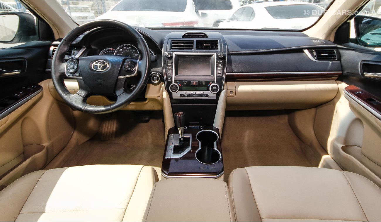 Toyota Camry XLE