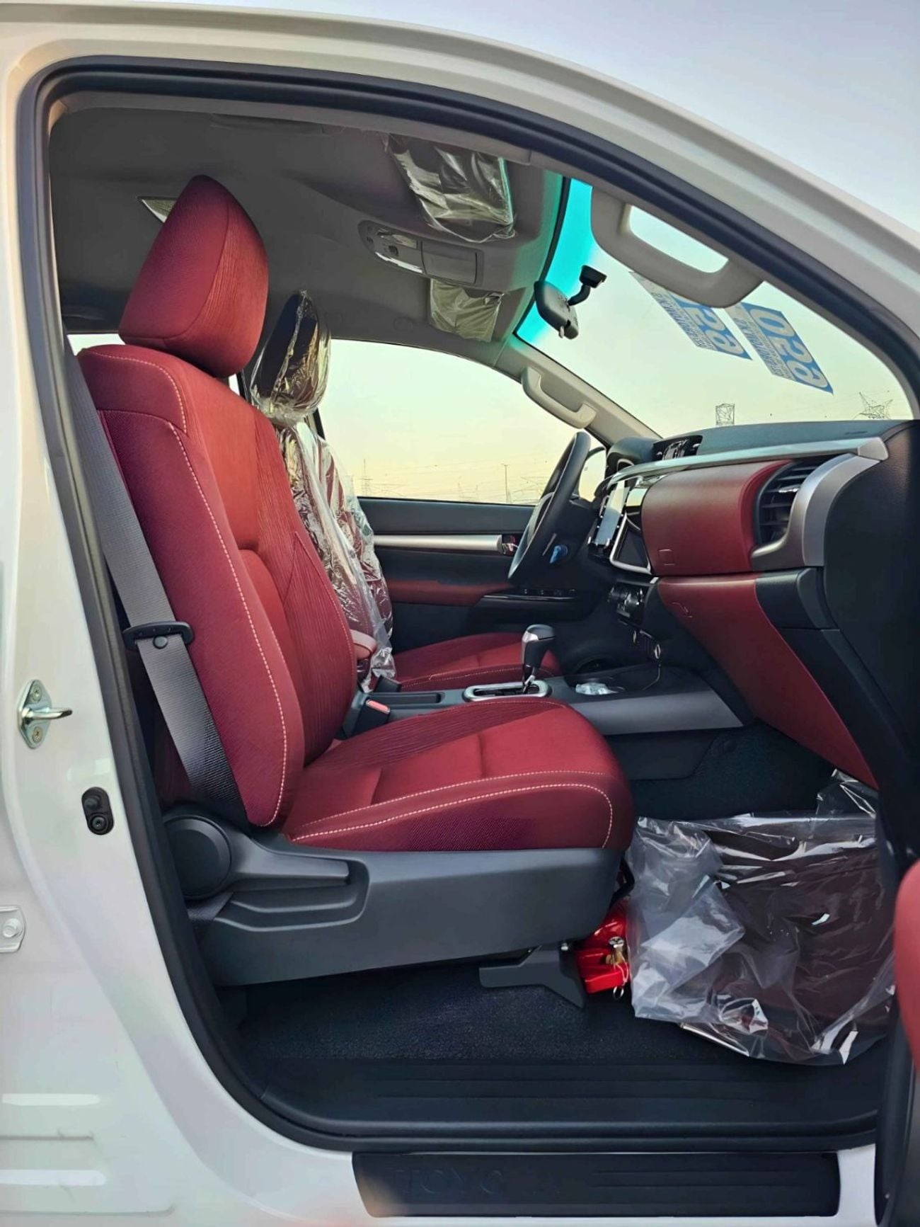 تويوتا هيلوكس 2026 Toyota hilux SR5 2.7L petrol AT