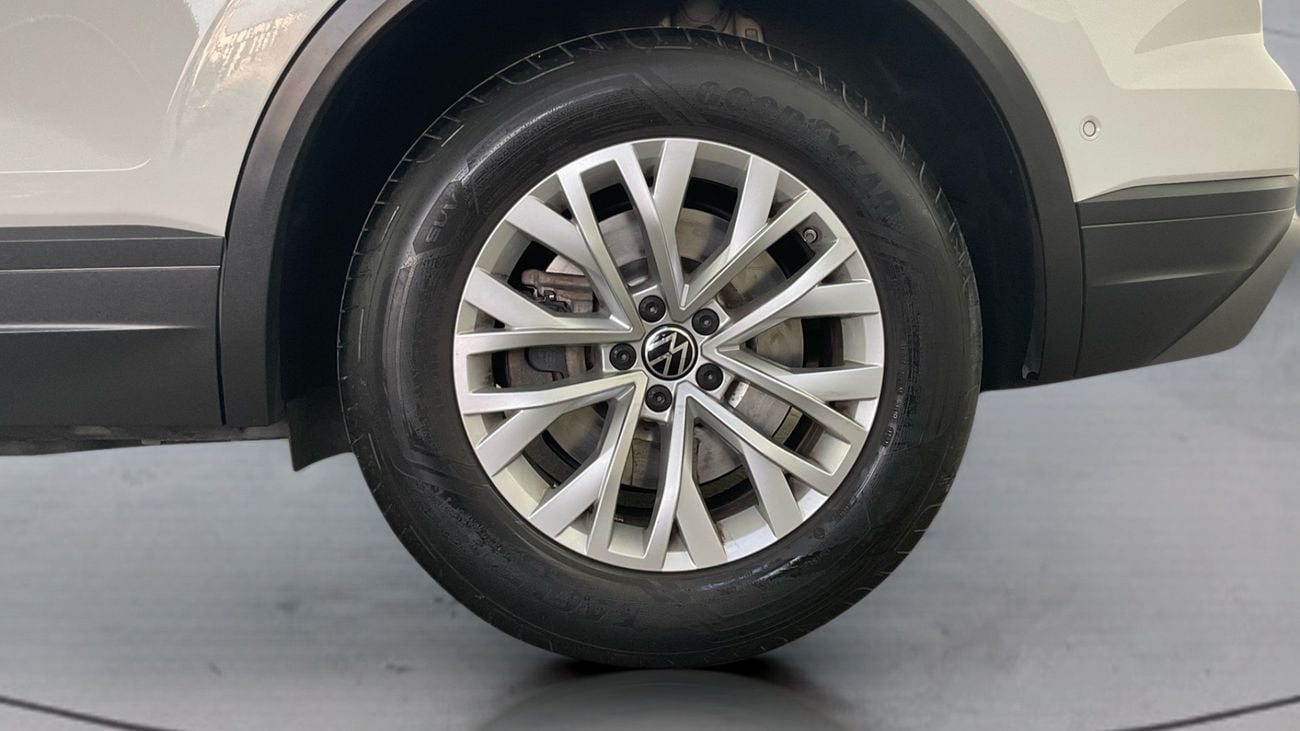 Volkswagen Touareg Trendline 2.0L Trendline | Guaranteed Warranty | 0 Down Payment