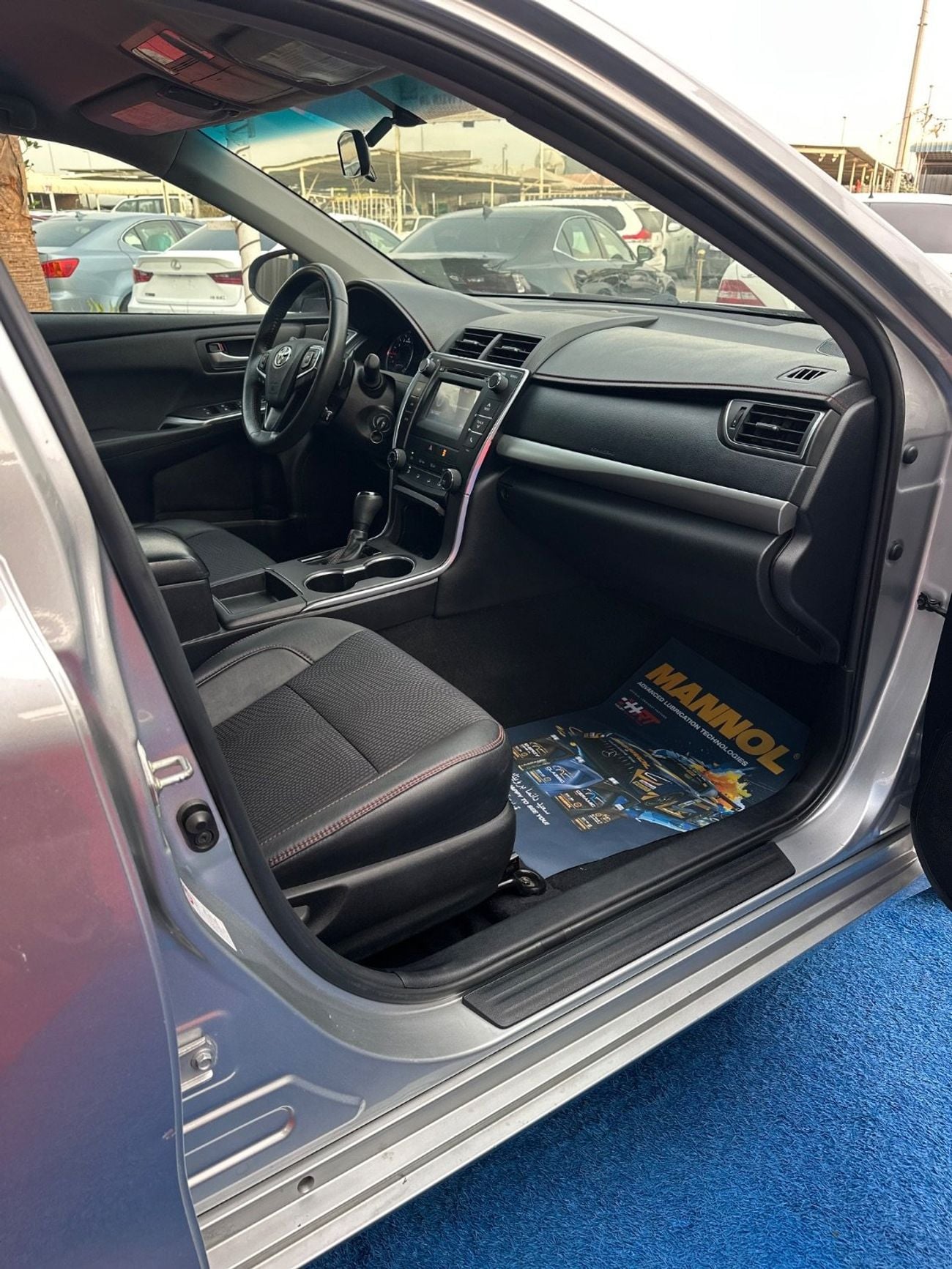 Toyota Camry SE 2.5L