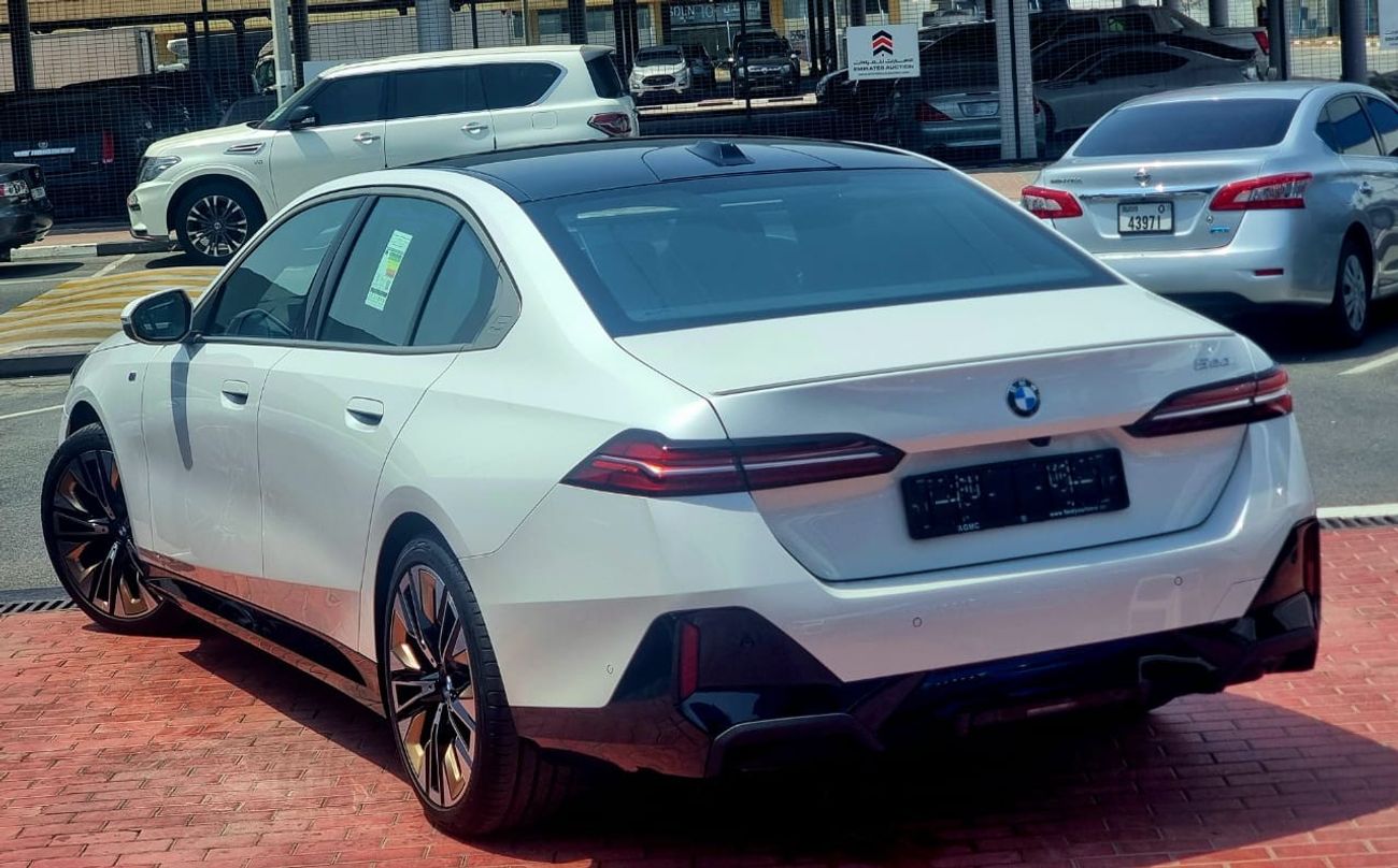 BMW 520i i M Sport 5 Years W&S 2024 GCC