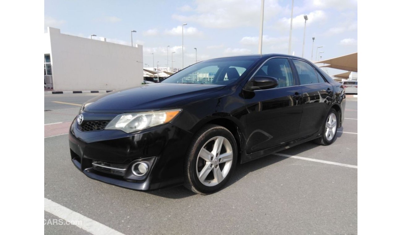 تويوتا كامري تويوتا كامري ٢٠١٣ بحالة ممتازة للبيع