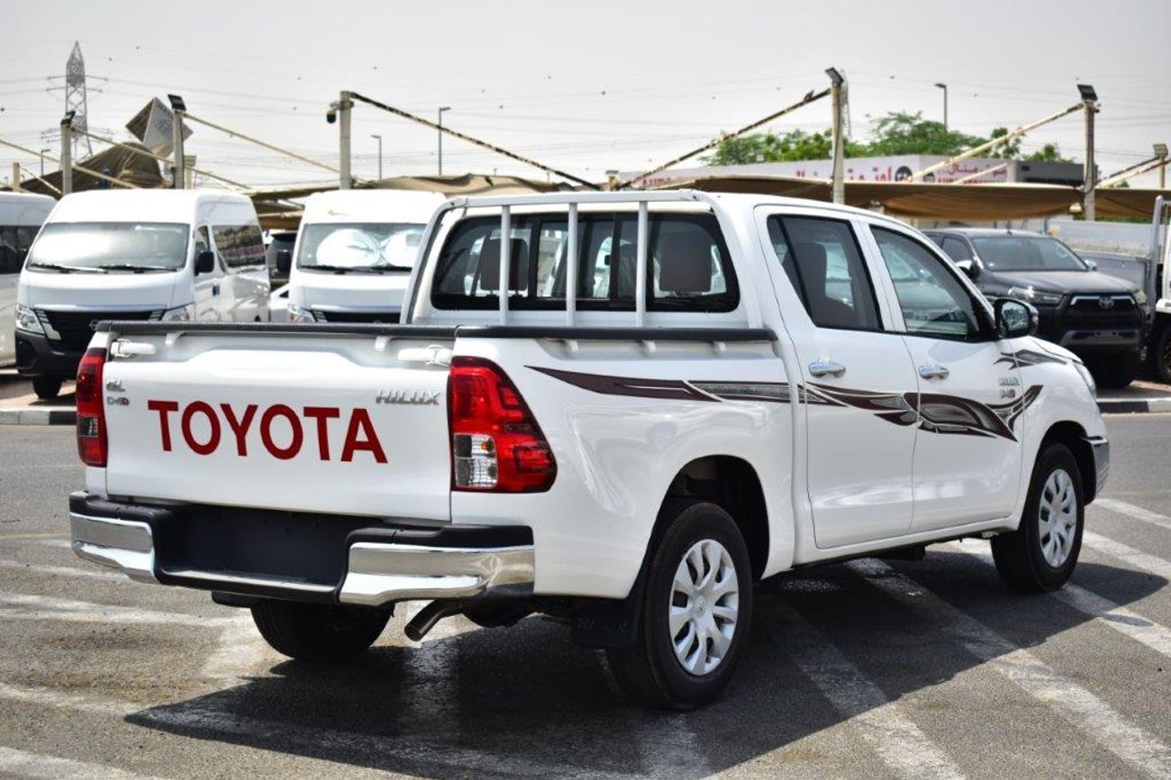 تويوتا هيلوكس 2025 MODEL TOYOTA HILUX DOUBLE CAB GL 2.4L DIESEL 4X2 5-SEATER MANUAL TRANSMISSION