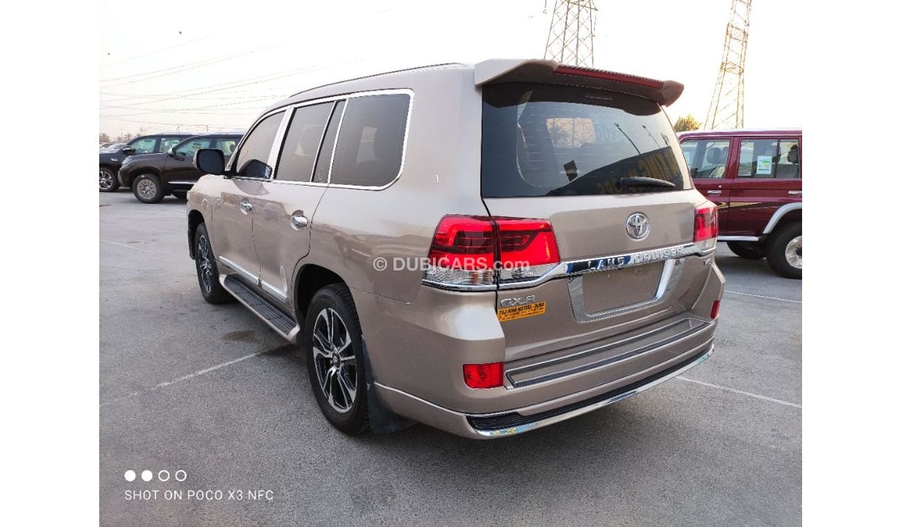 تويوتا لاند كروزر V6 Golden Full option Modified 2021