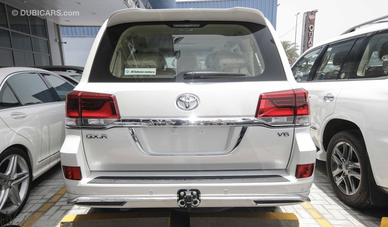 Toyota Land Cruiser GXR V6