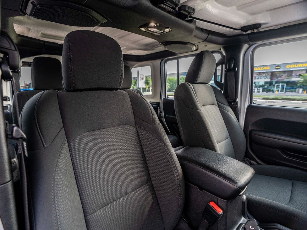 Jeep Wrangler Sport 3.6L A/T (4 Seater)