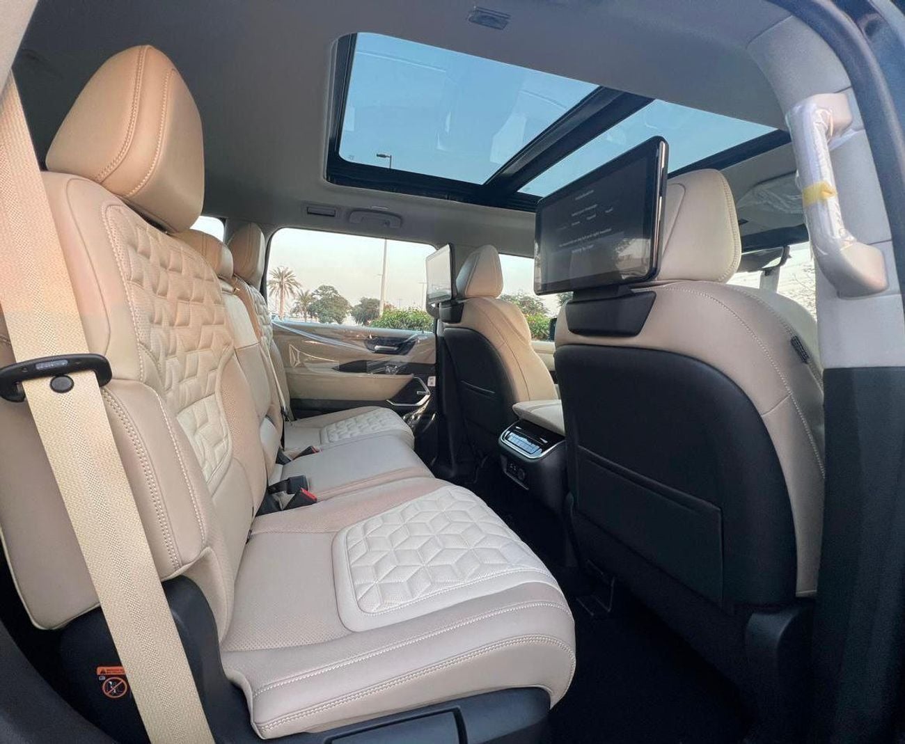 Nissan Patrol LE PLATINUM CITY (EXPORT PRICE)