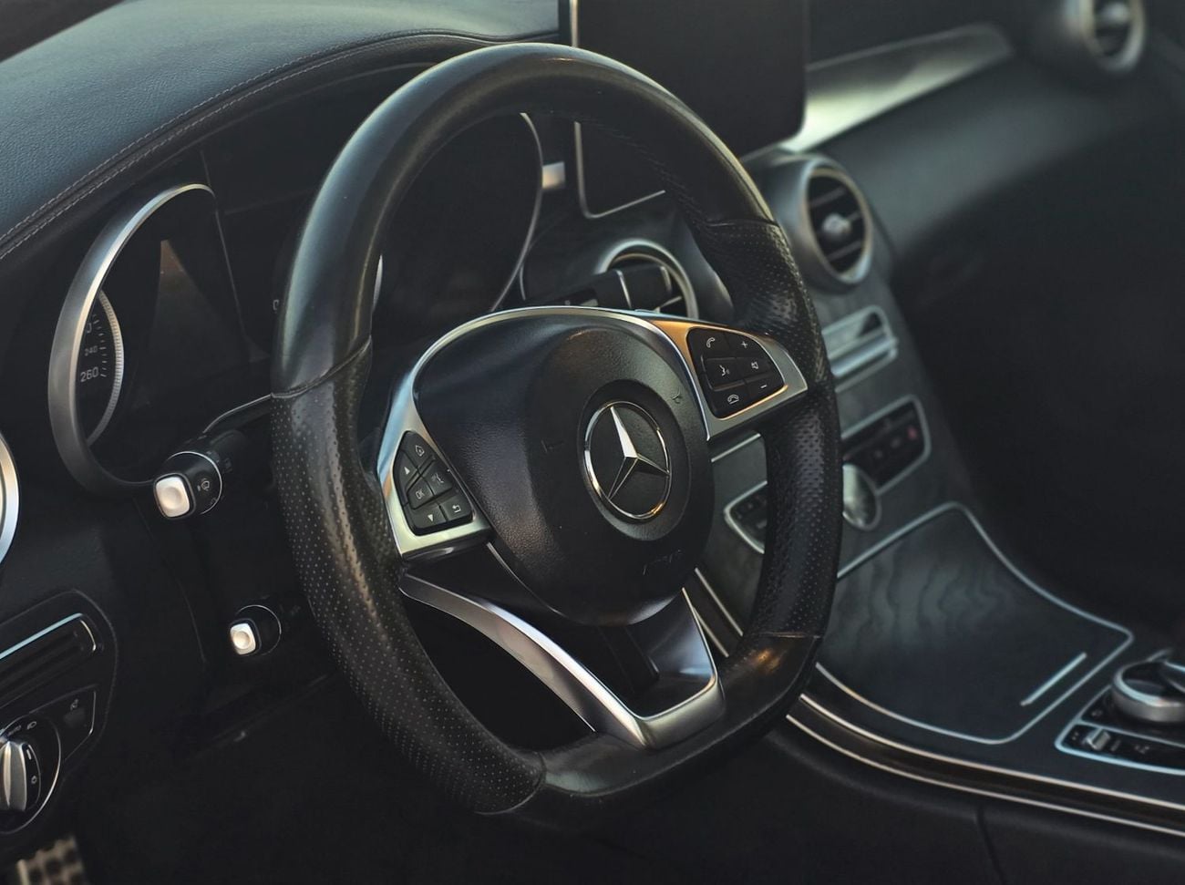 Mercedes Benz C200 AMG