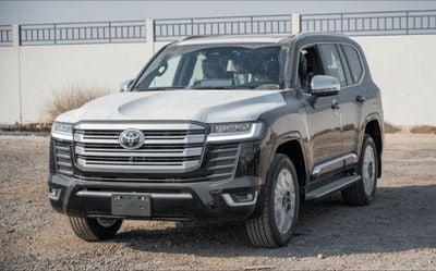 Toyota Land Cruiser VX 4.0L with RADAR / FULL / Black on Black / 2026