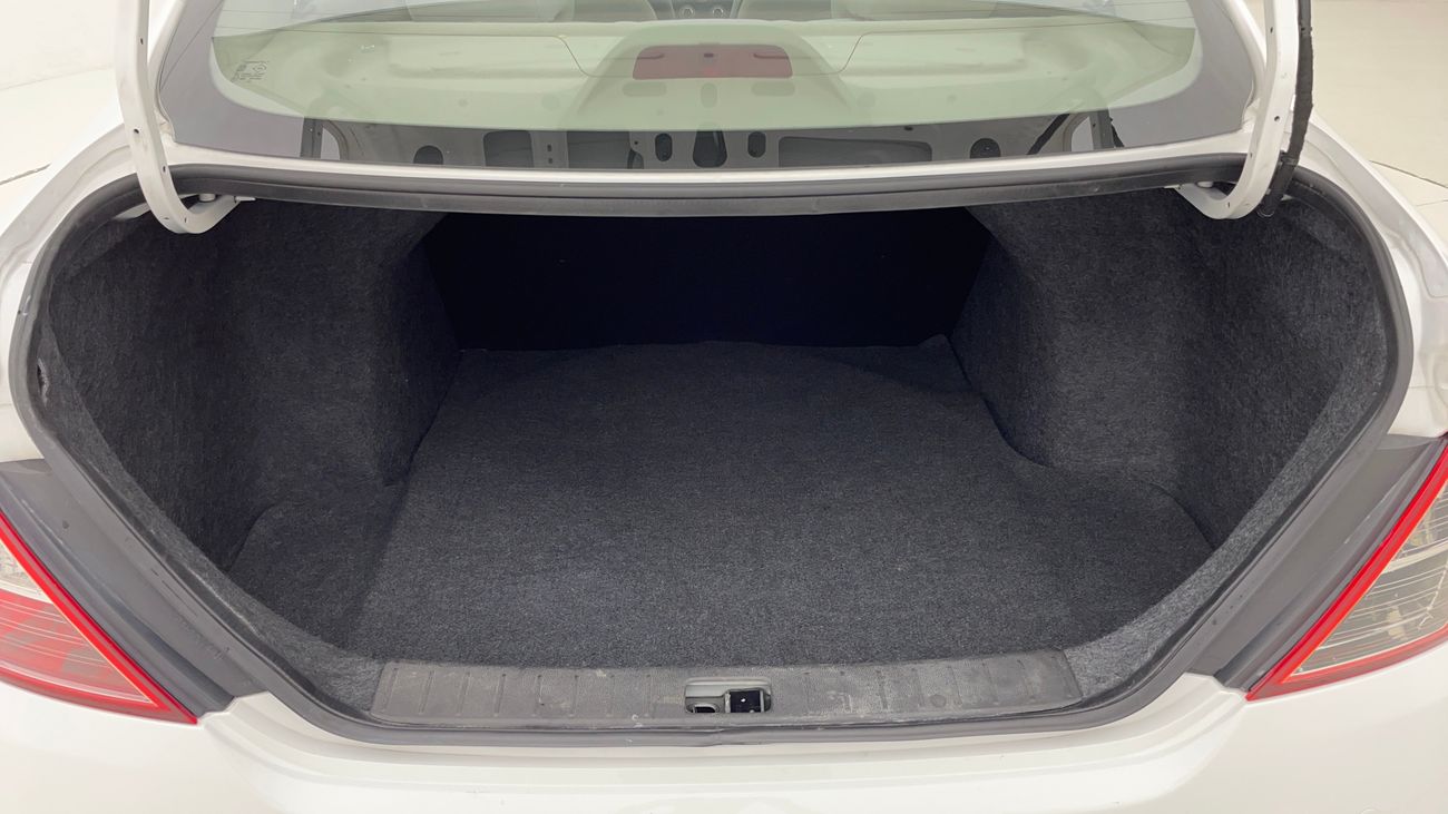 نيسان صني SV 1.5 | بدون دفعة مقدمة | اختبار القيادة في المنزل