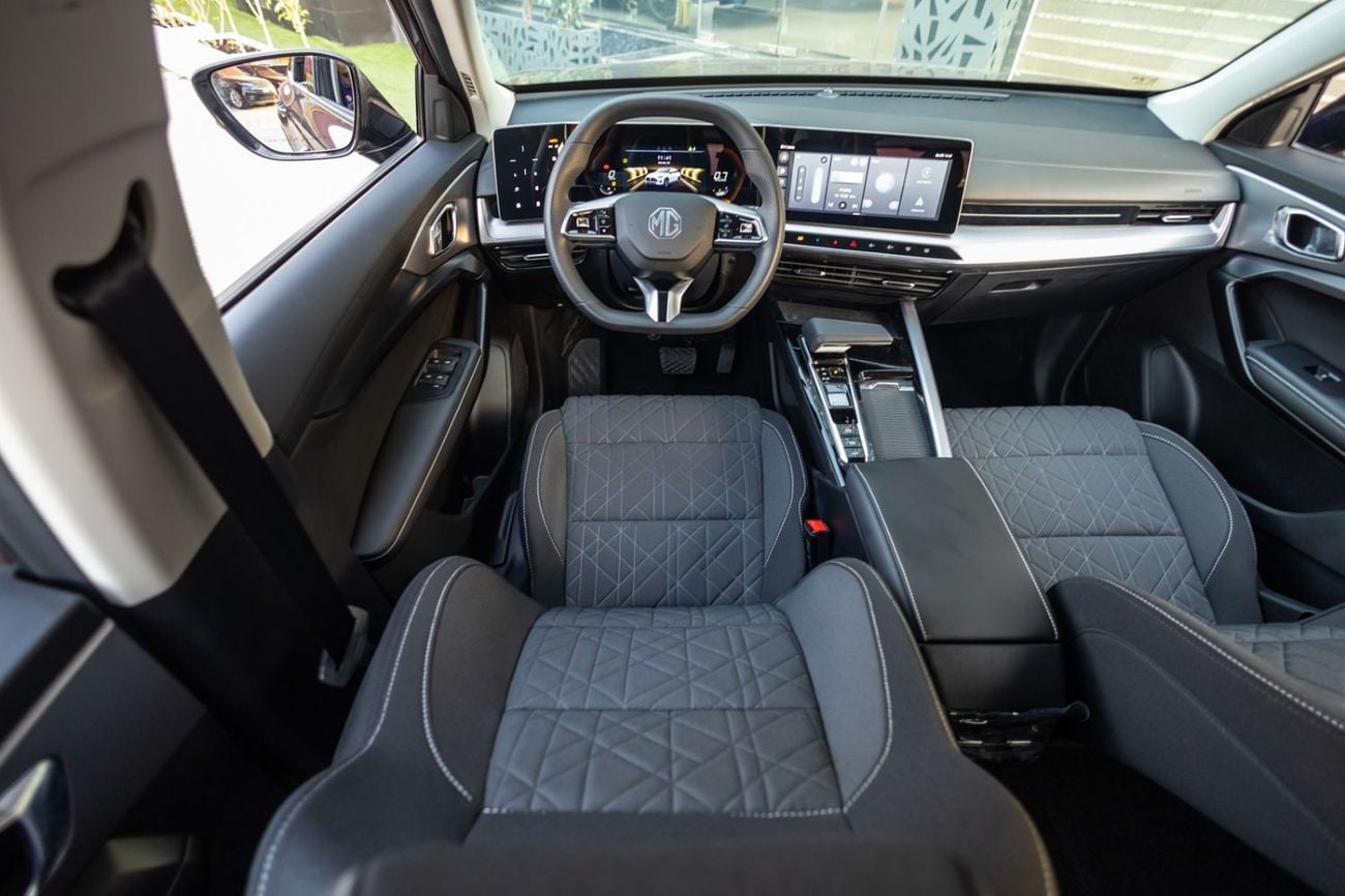 أم جي وان STD (1.5L · 4 Cyl · Automatic · Petrol · SUV/Crossover · Front Wheel Drive · 5 Seats · 5 Door) MG One 2026 مواصفات خليجية مقابل 1,124.00 AED شهريًا