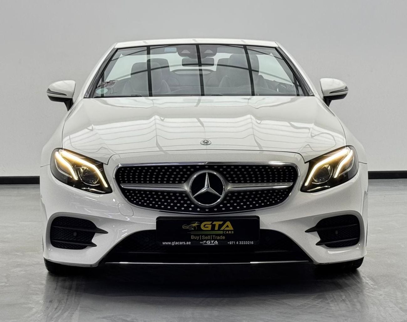 مرسيدس بنز E 200 كوبيه 2018 Mercedes Benz E200 Cabriolet, Full Service History, Fully Loaded, Excellent Condition, GCC