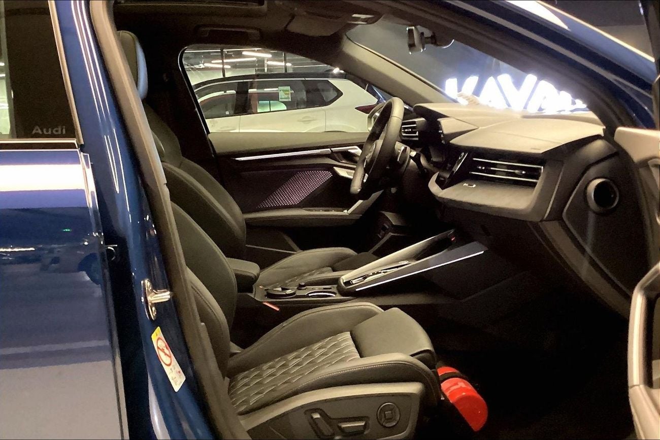 أودي A3 35 TFSI S-LINE 1.4 35 TFSI TIPTRONIC S LINE | شامل الضمان | 0 ﺪﻔﻋﺓ ﺃﻮﻟﻯ