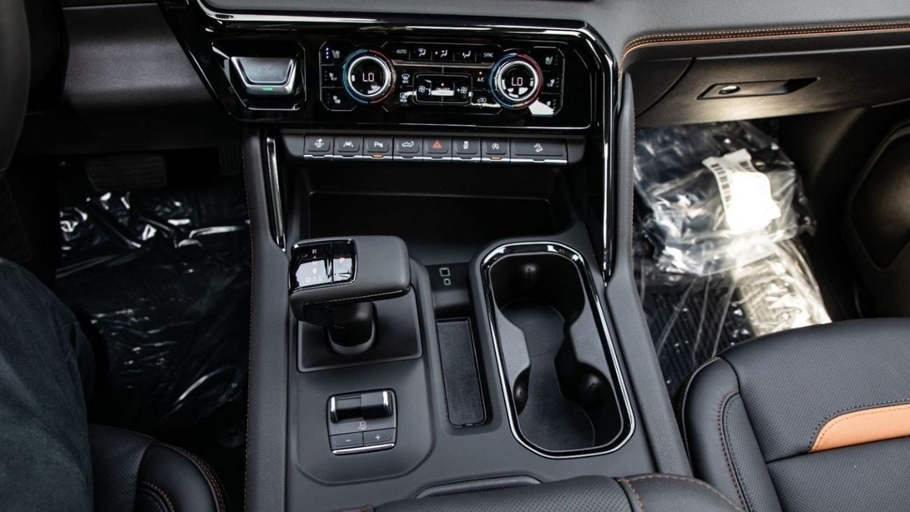 GMC Sierra Regular Cab 2-Doors AT4 5.3 V8.3 Years Warranty&Service. For Local Registration +5%