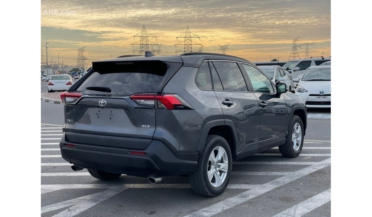 تويوتا راف ٤ 2021 Toyota Rav4 XLE Canadian Specs /