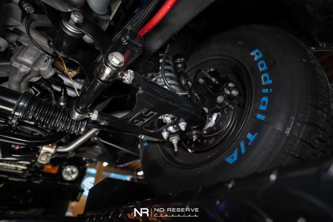 Plymouth Road Runner 426 Hemi Hellephant powered 1 of 1 Pro Touring Restomod