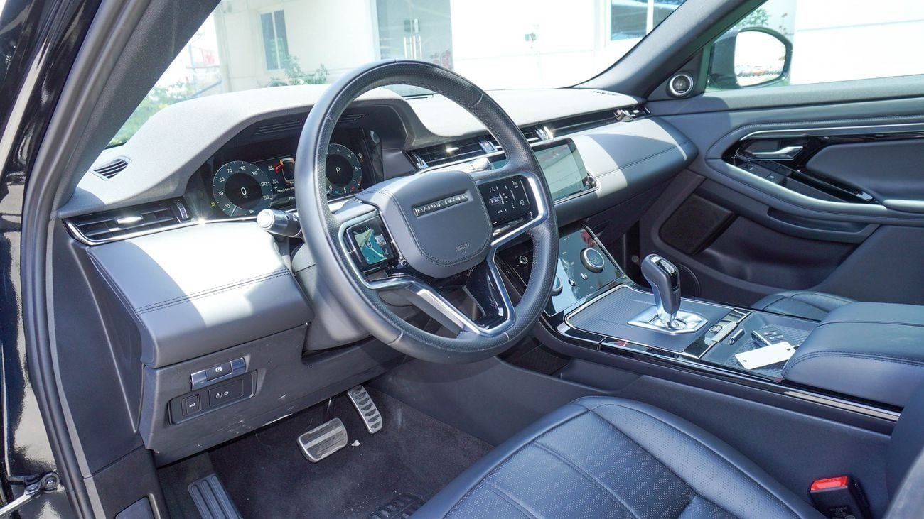 لاند روفر رانج روفر إيفوك P160 R-Dynamic 1.5L