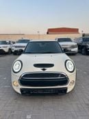 Mini Cooper 1.5 L Turbo