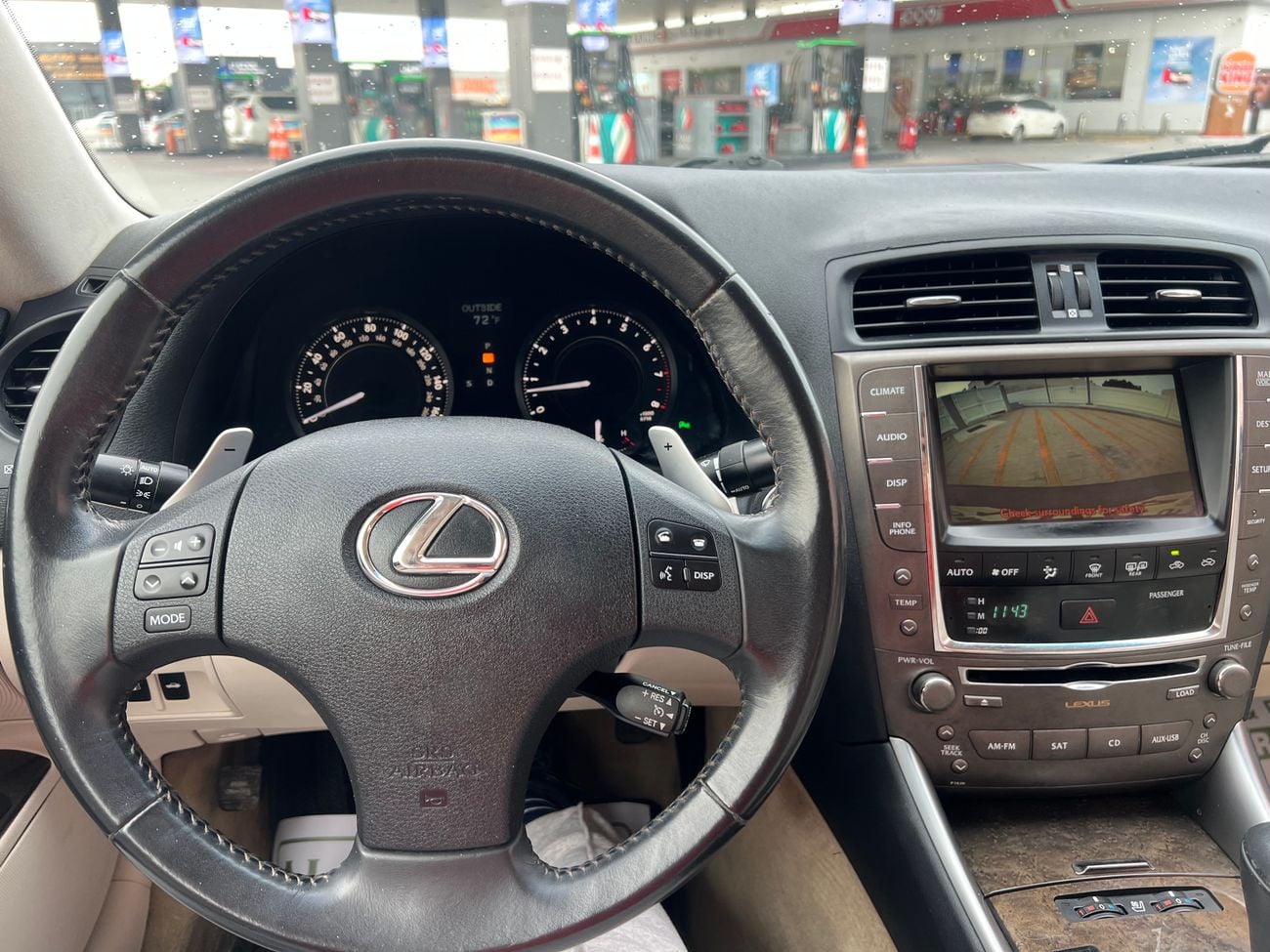 لكزس IS 250C IS 250c