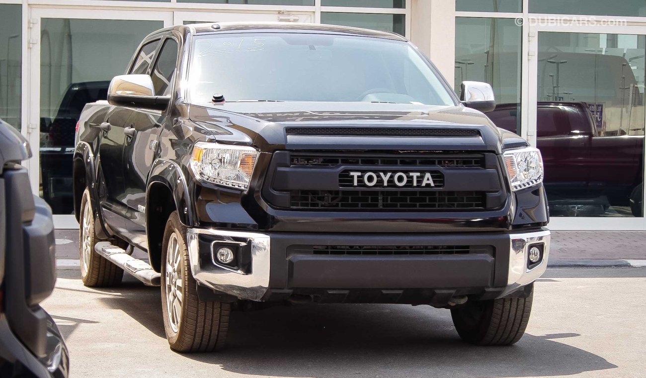 Toyota Tundra 5.7 L V8