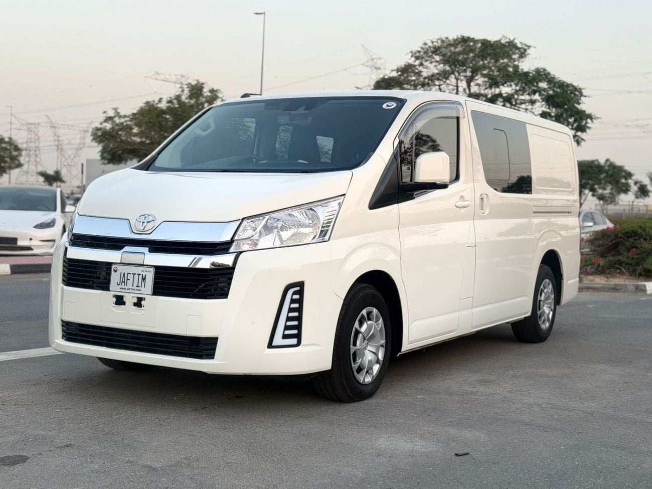Toyota Hiace PANEL VAN | 2020 | RHD | 2.8L DIESEL ENGINE | AUTOMATIC TRANSMISSION | 5 SEATERS