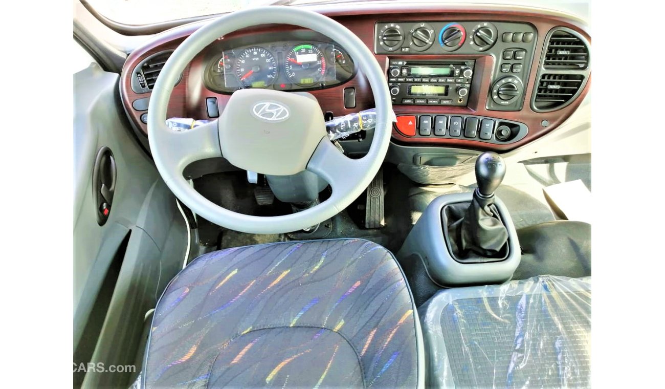 Hyundai County 30 SEATS